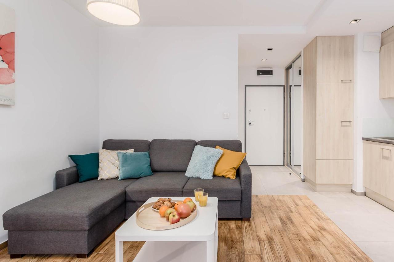 Chill Apartments Wola Center ワルシャワ エクステリア 写真