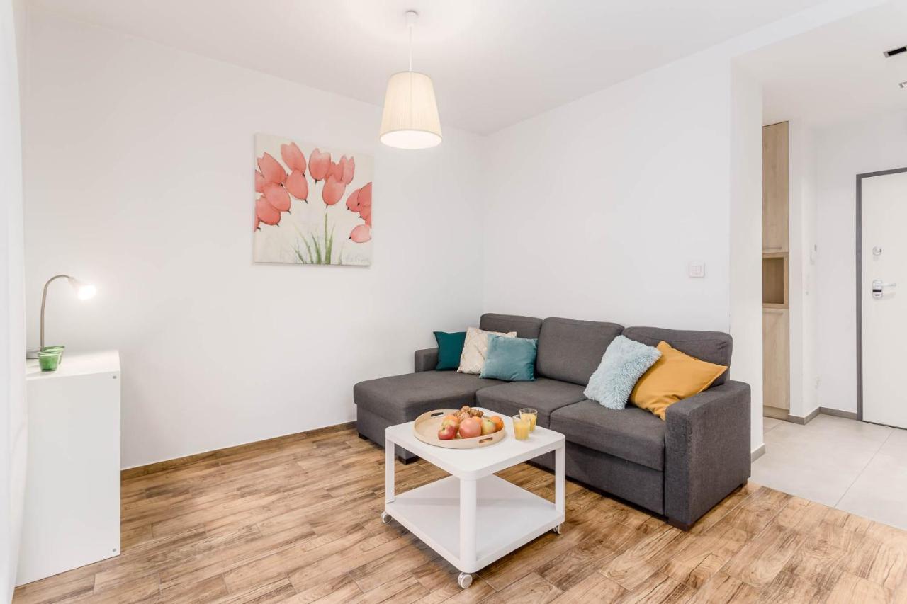 Chill Apartments Wola Center ワルシャワ エクステリア 写真