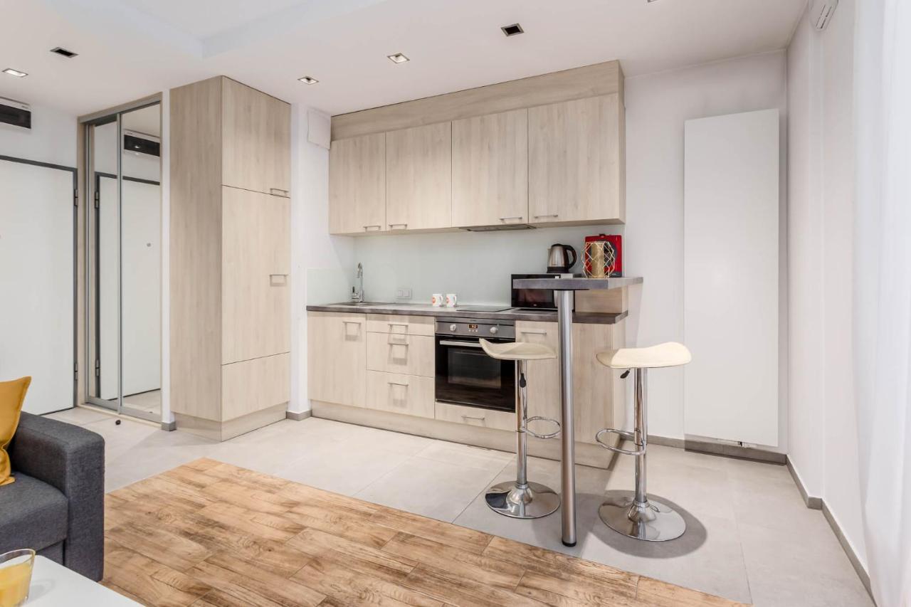 Chill Apartments Wola Center ワルシャワ エクステリア 写真