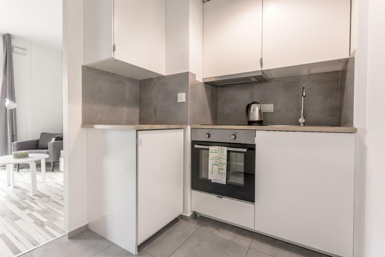 Chill Apartments Wola Center ワルシャワ エクステリア 写真