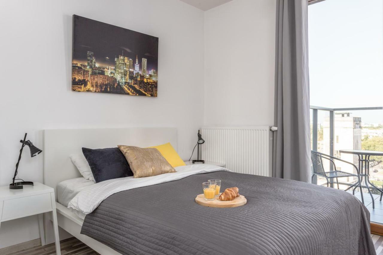 Chill Apartments Wola Center ワルシャワ エクステリア 写真